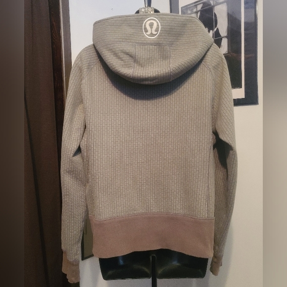 Lululemon Athletica Gray Zip-Up Hoodie - Picture 7 of 9